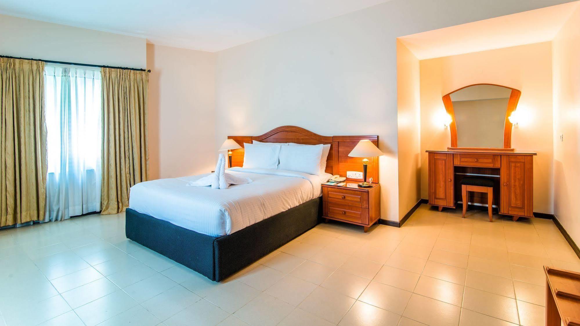 Halcyon Hotel Residences Koramangala - Бенґалуру Екстер'єр фото